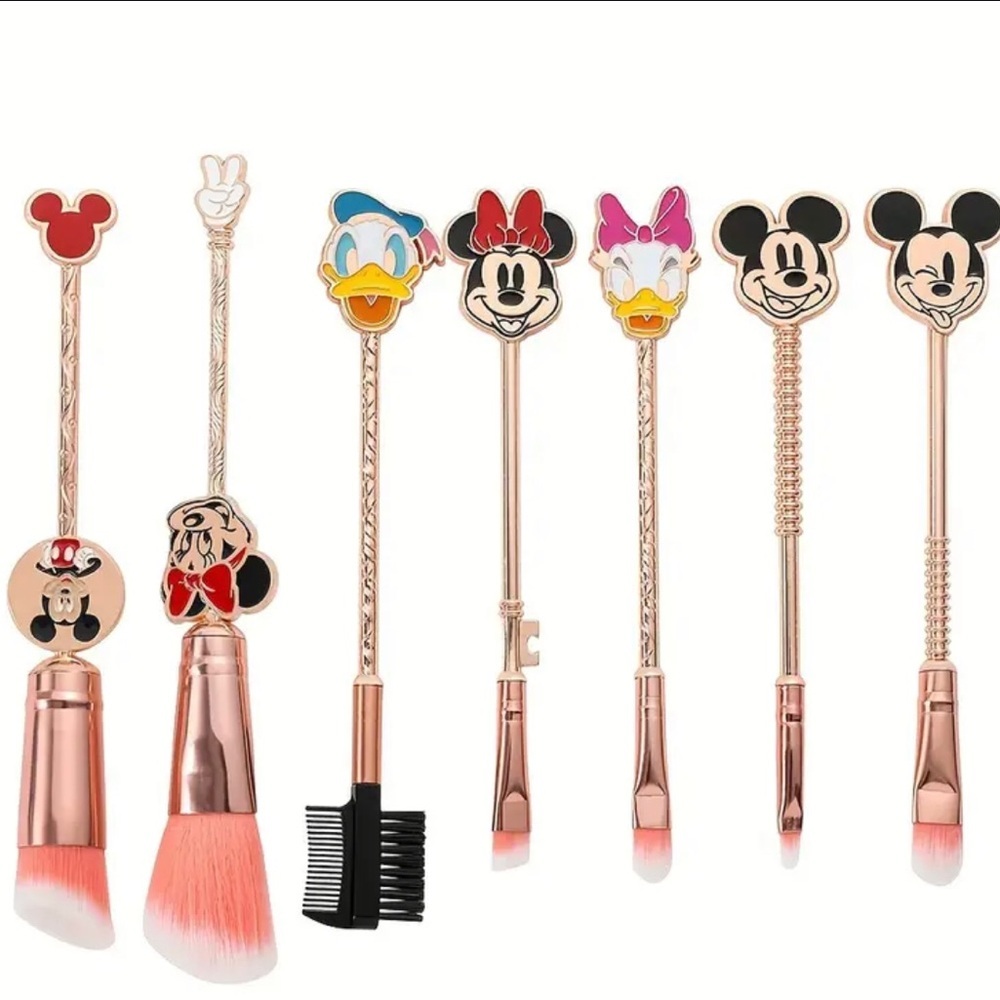 Disney brush set